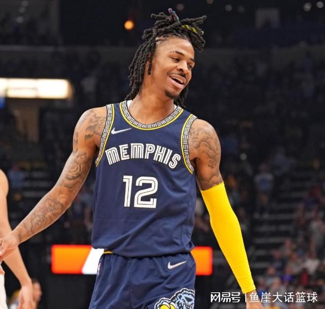 lol中国总决赛-关于NBA总决赛今夜走向成谜；孟菲斯灰熊官宣签约；赛场秩序良好；团队化学反应显著的信息